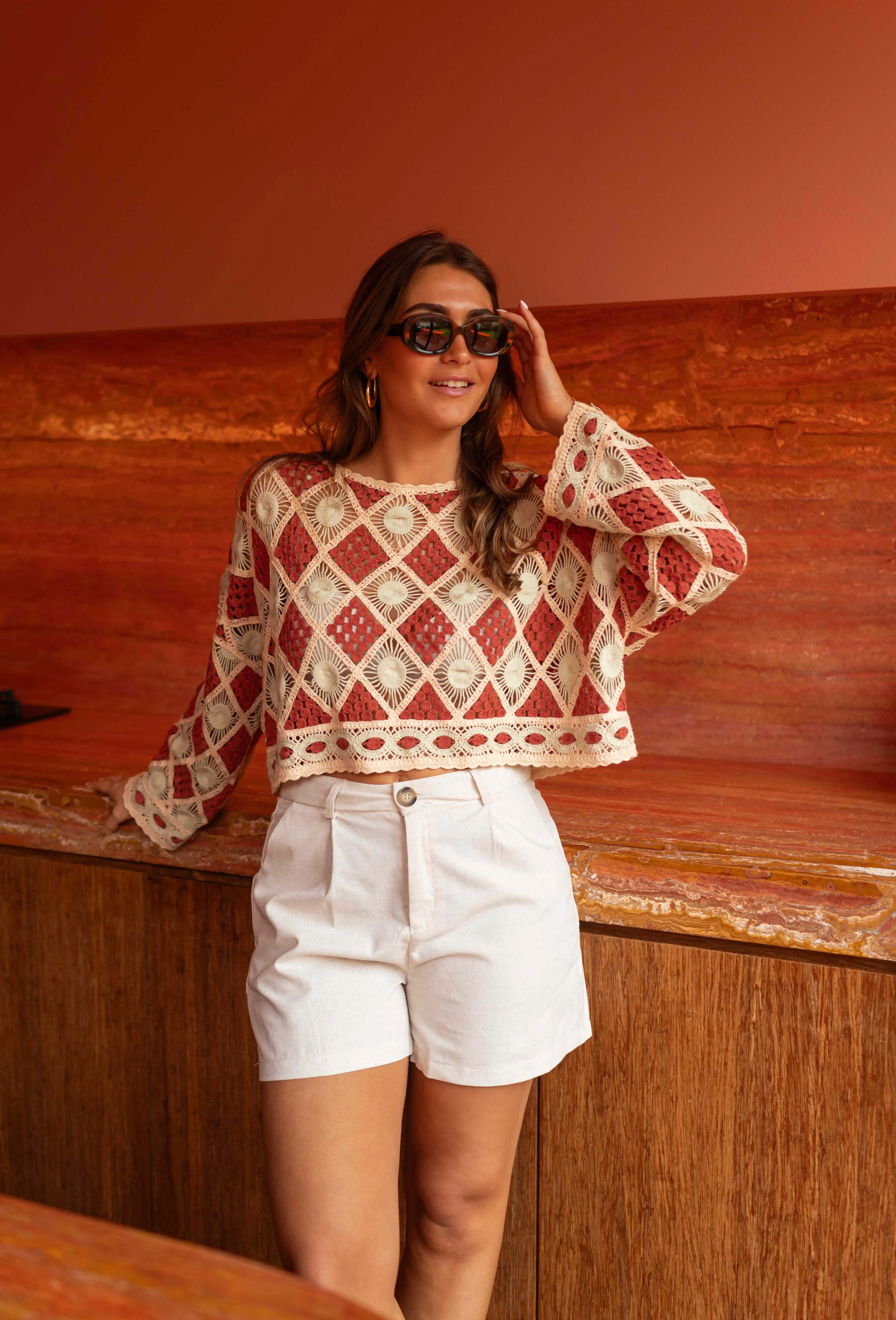 Blouse Kalya - brique en crochet