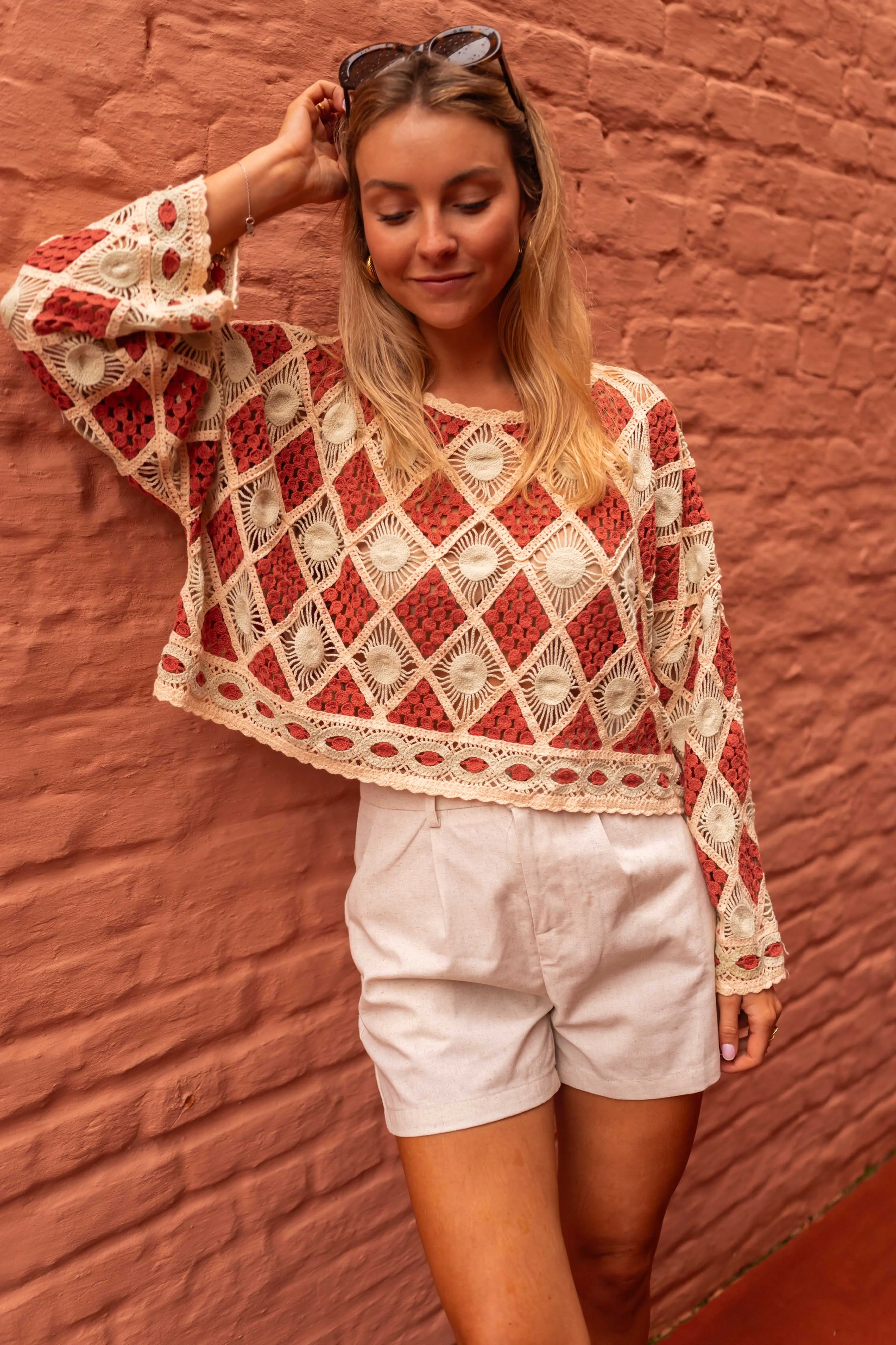 Blouse Kalya - brique en crochet