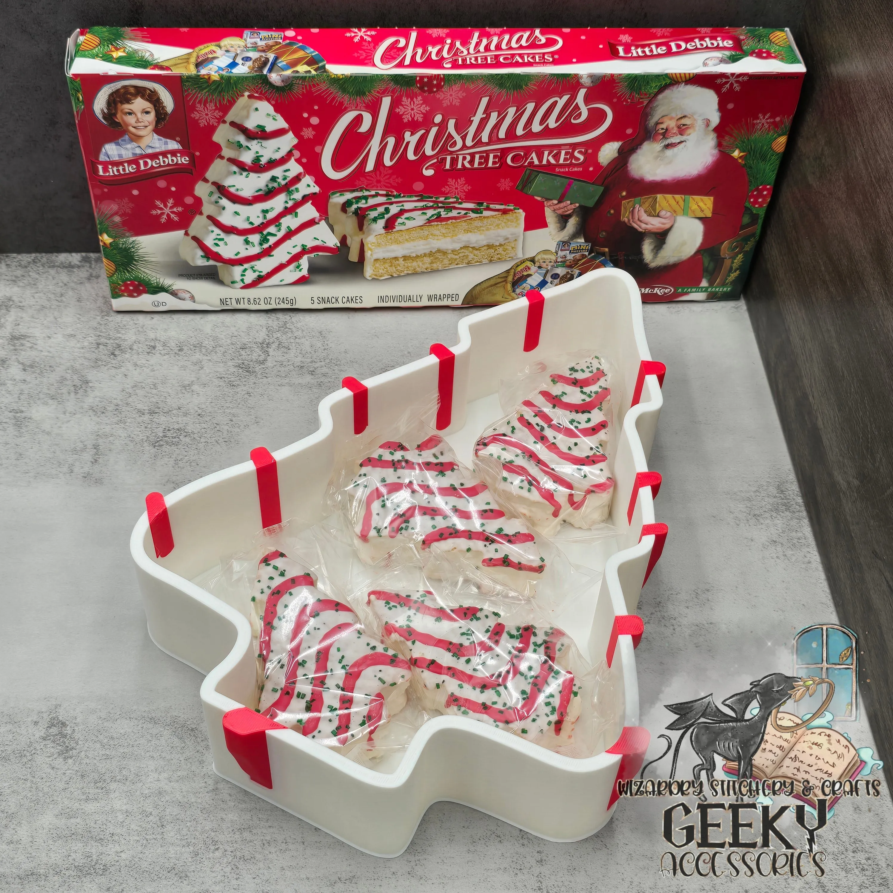 Christmas Tree Cake Container - Matte