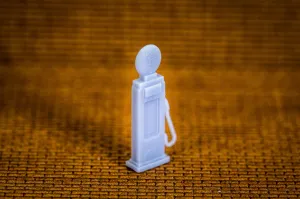 Classic Gas Pump - Short - HO Scale