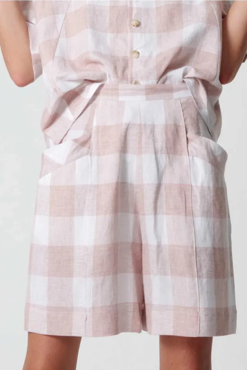 Plisse Shorts in Maple Check