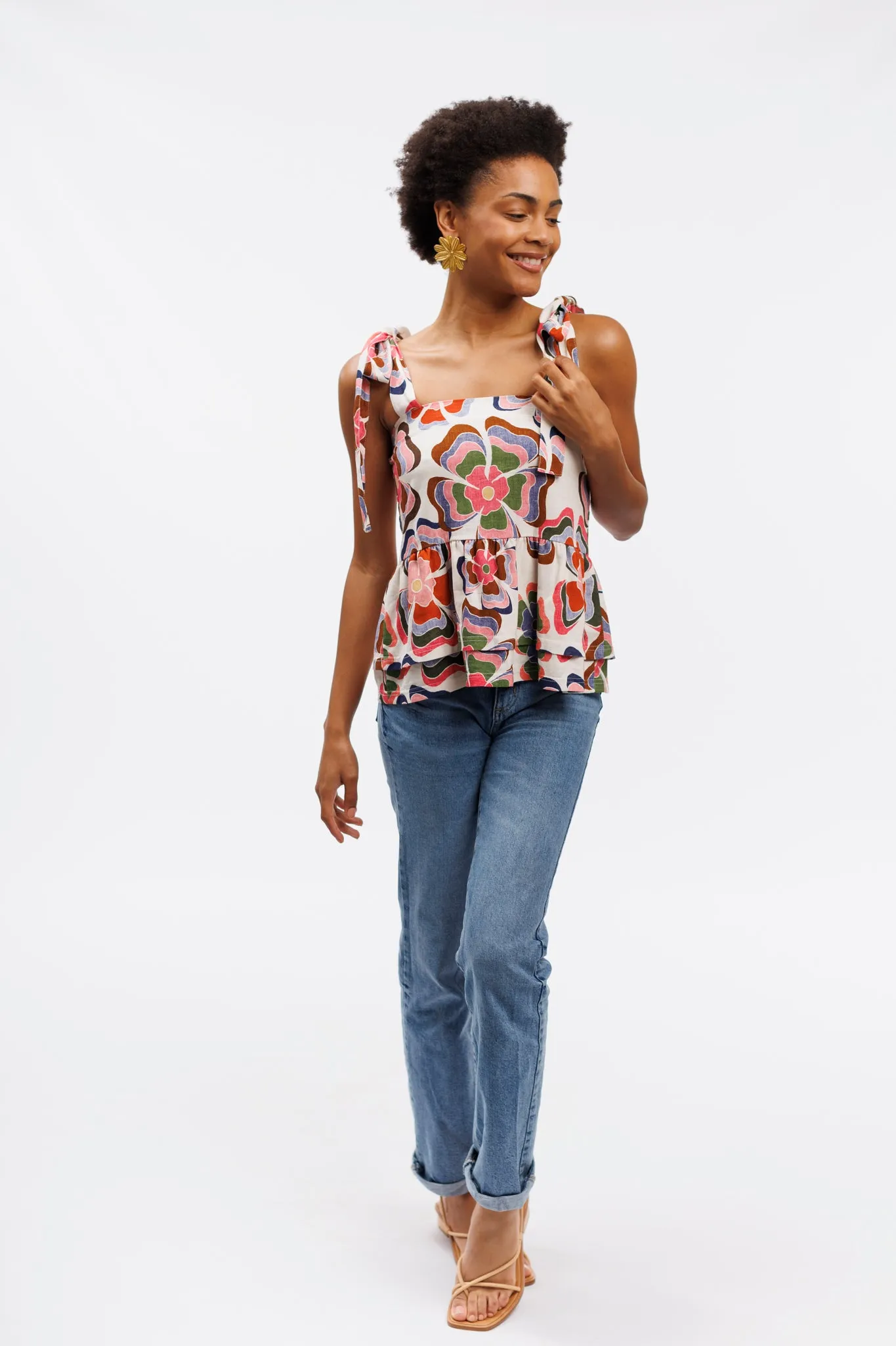 The Cici Top - She's a Rainbow