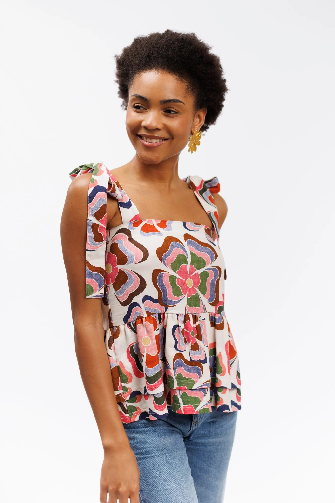 The Cici Top - She's a Rainbow